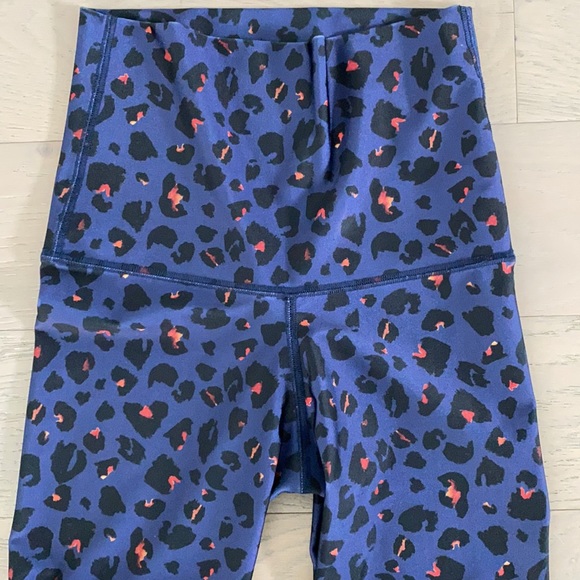 Emily HSU Designs - Picture 3 of 4